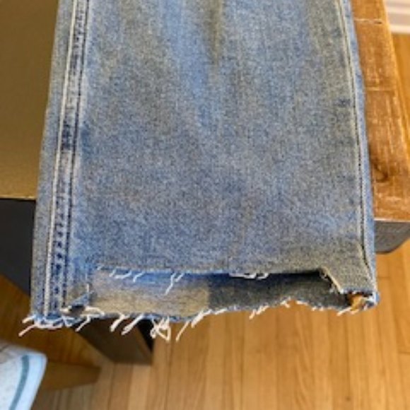 ASOS RIPPED MOM JEAN - Picture 2 of 6